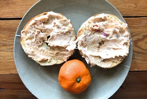 bagel-with-savory-dip